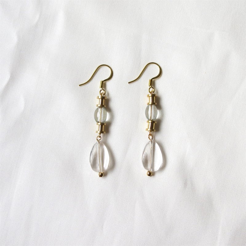 晶莹剔透白水晶黄铜耳环(可改耳夹) - 耳环/耳夹 - 铜/黄铜 金色