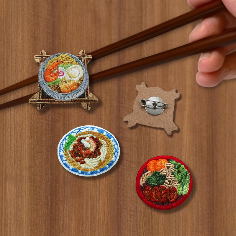 刺绣别针 | 面 系列 | 文艺轻黏 - 徽章/别针 - 绣线 多色