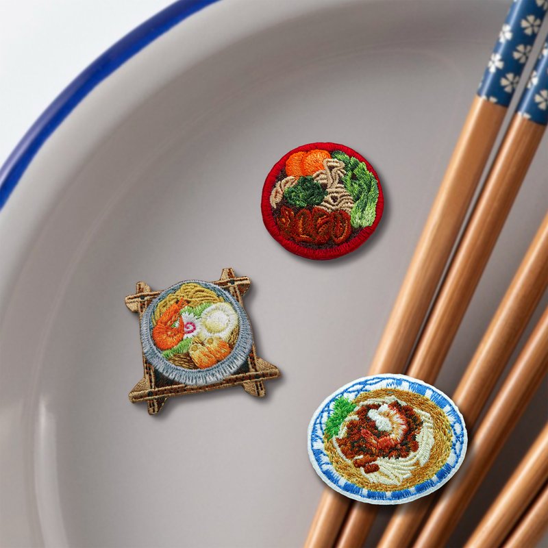 刺绣别针 | 面 系列 | 文艺轻黏 - 徽章/别针 - 绣线 多色