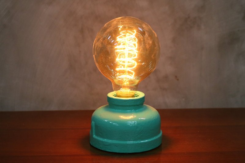 【Kuleqi Studio】湖水绿桌灯 / 工业风 / 生日礼物 - 灯具/灯饰 - 其他金属 绿色