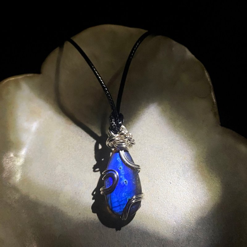 【独一无二款】壶令 拉长石项链 金属编织(附皮绳) - 项链 - 水晶 蓝色