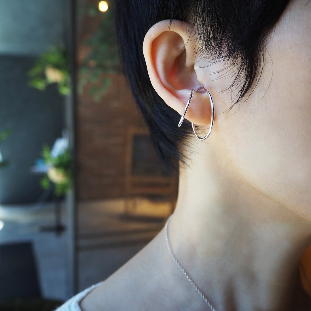 big pure earring_大纯粹耳骨环  没耳洞 耳环 耳夹 earcuff clip - 耳环/耳夹 - 银 银色