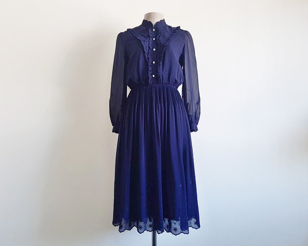 Vintage Navy Blue Embroidered Dress - 洋装/连衣裙 - 聚酯纤维 蓝色