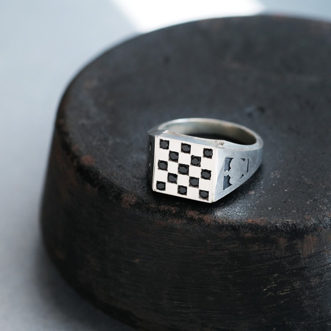 Natural Sapphire Checker Men's Ring Silver 925 - 戒指 - 其他金属 蓝色