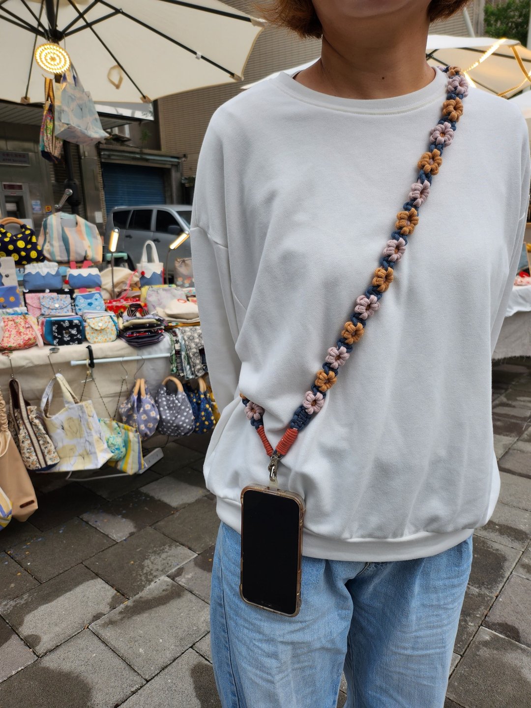 手工编织小雏菊 小花手机挂绳 手机背带 - 挂绳/吊绳 - 棉 