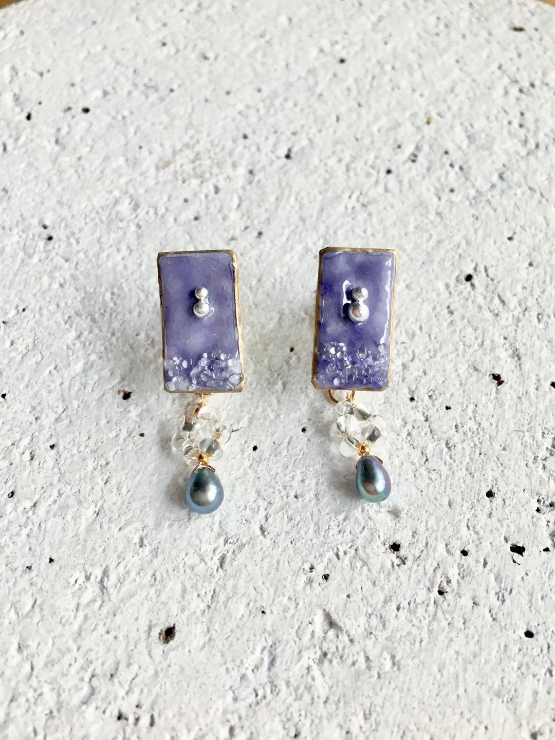Crushed Shikaku (Move Pale) Earrings Clip-On - 耳环/耳夹 - 玻璃 紫色