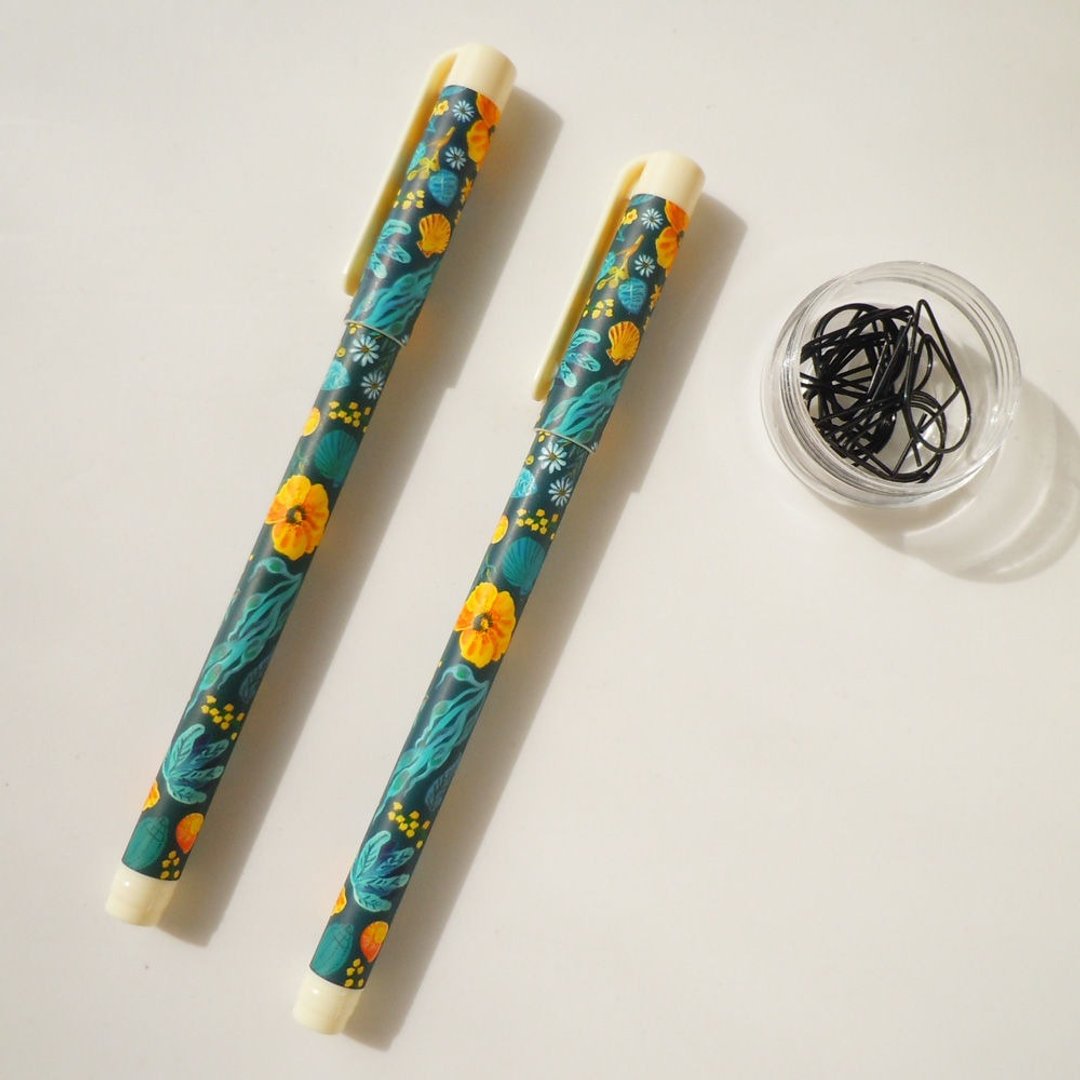 7321-娜塔莉 0.5黑色原子笔(1入)-绿黄花密境,73D72733 - 圆珠笔/中性笔 - 塑料 黑色