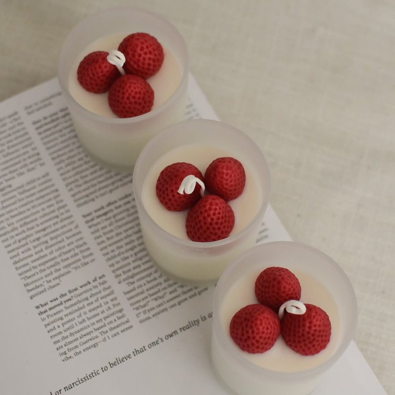 /草莓容器蜡烛/生日礼物 香氛 七夕 情人节 教师节 蜡烛 伴娘礼 - 蜡烛/烛台 - 玻璃 红色