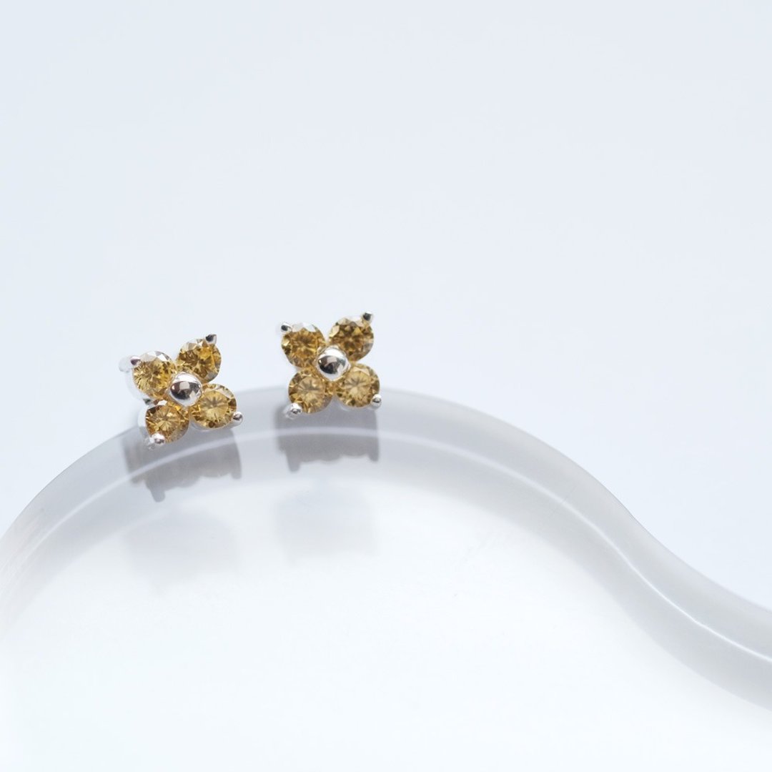 黄水晶 花朵 耳环 925银 - 耳环/耳夹 - 其他金属 黄色