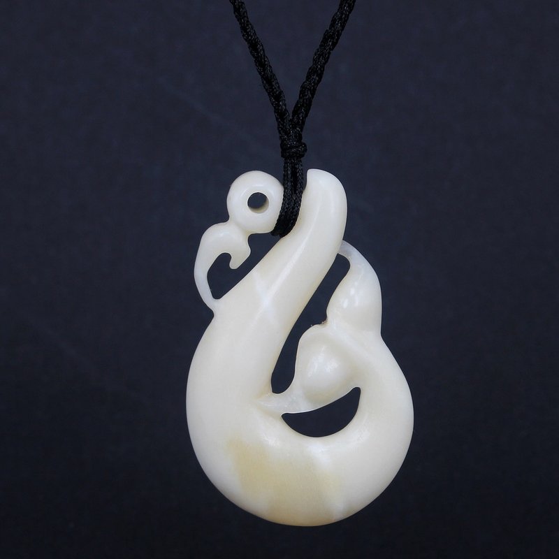 天然牛骨海马吊坠原创手工海豚鱼尾骨雕男女生饰品毛利保护神辟邪 - 项链 - 其他材质 