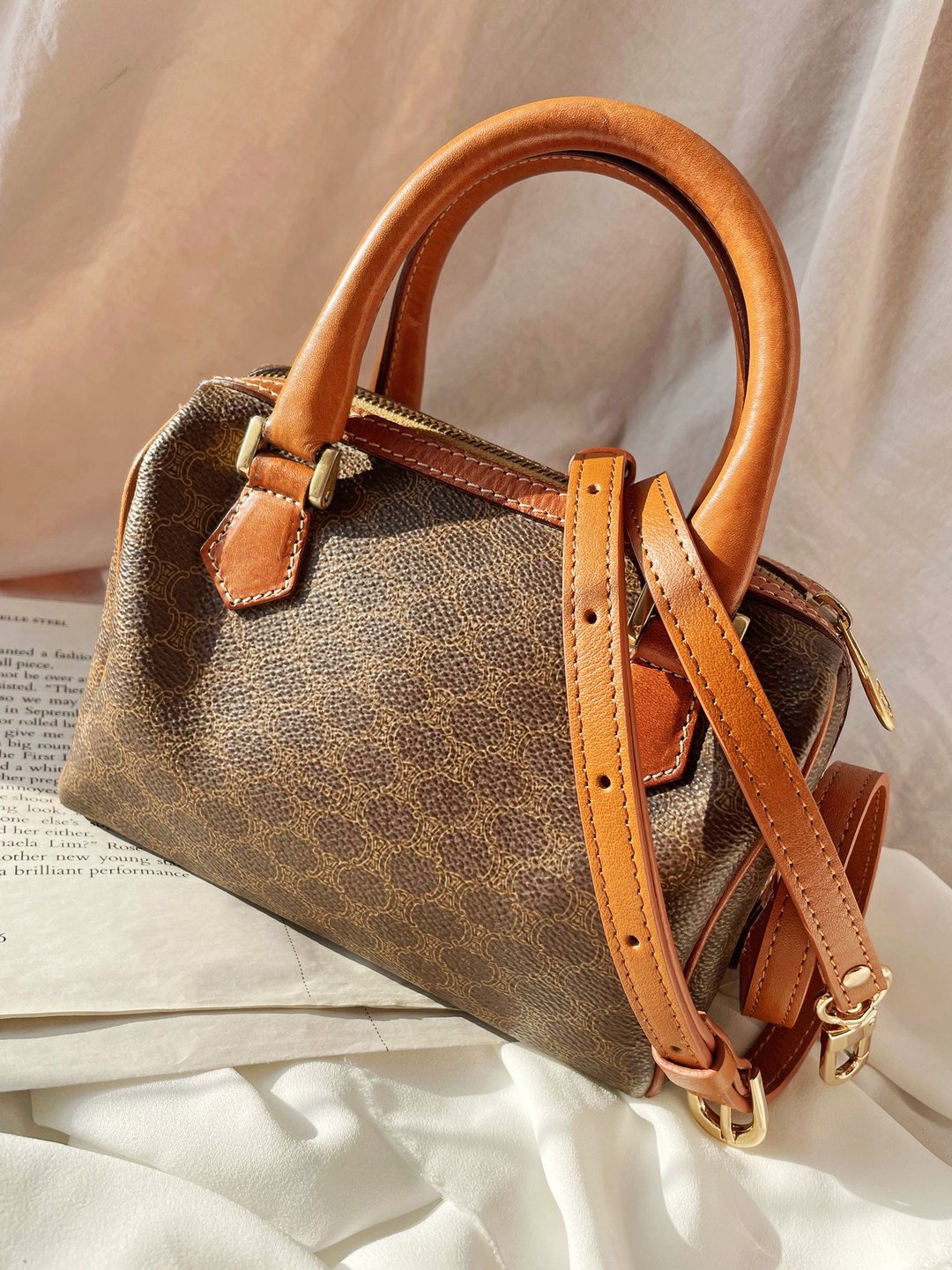 中古包 CELINE 棕啡老花 迷你波士顿包 单肩包斜背包斜挎包手拿包 - 侧背包/斜挎包 - 防水材质 咖啡色