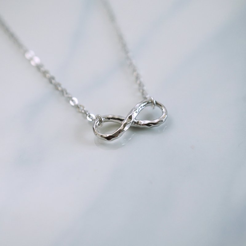 永恒Infinity手敲项链｜925纯银 - 项链 - 其他金属 金色