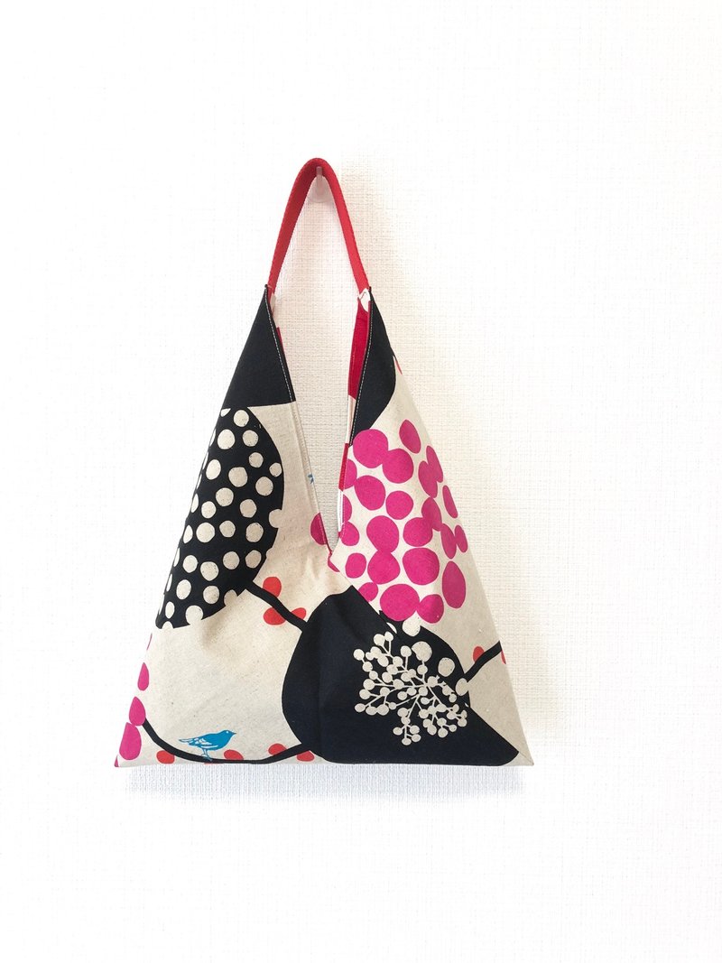 三角粽形手提包/日式折纸包-大黑圈+大红点 - 手提包/手提袋 - 棉．麻 卡其色