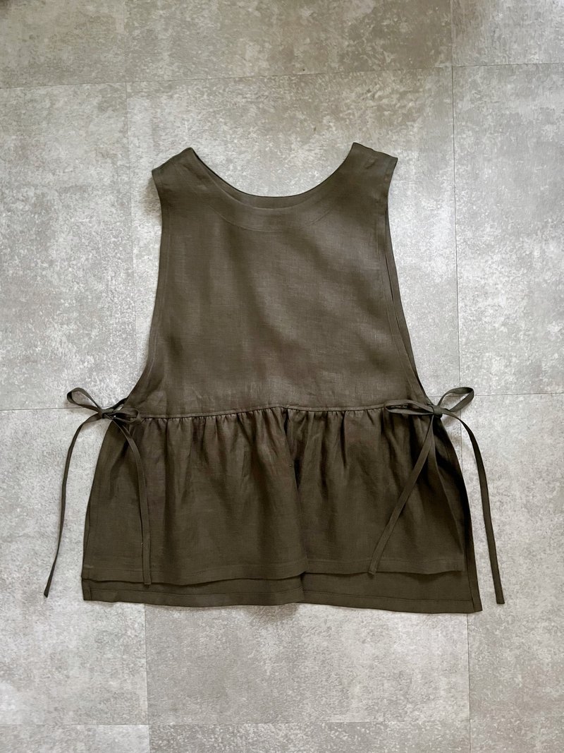 侧边丝带缩褶背心 - 女装上衣 - 棉．麻 绿色