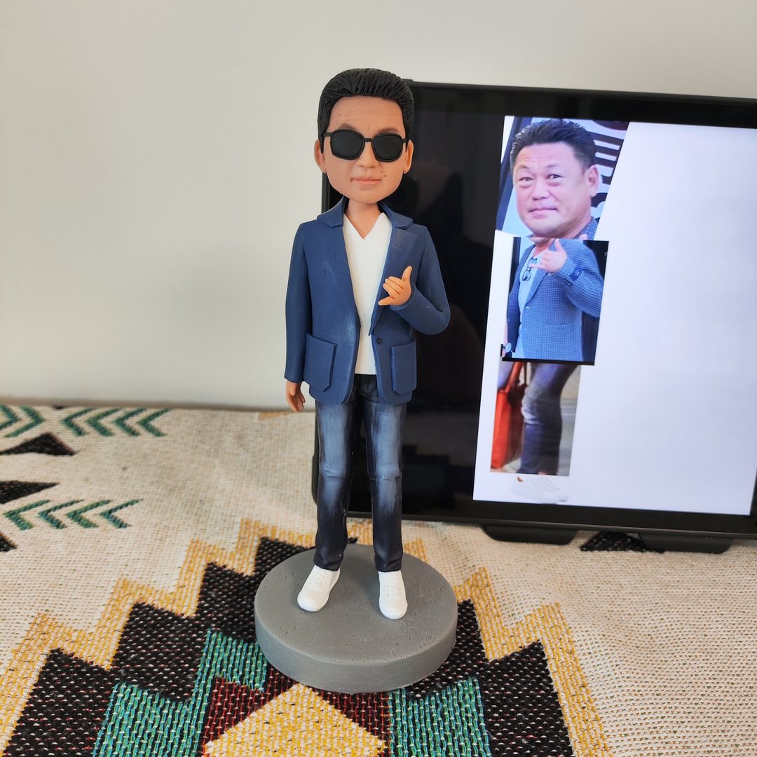 客制化人物公仔 人偶 3D人像画 似颜绘 肖像 定制 老板 纪念 礼物 - 玩偶/公仔 - 粘土 多色