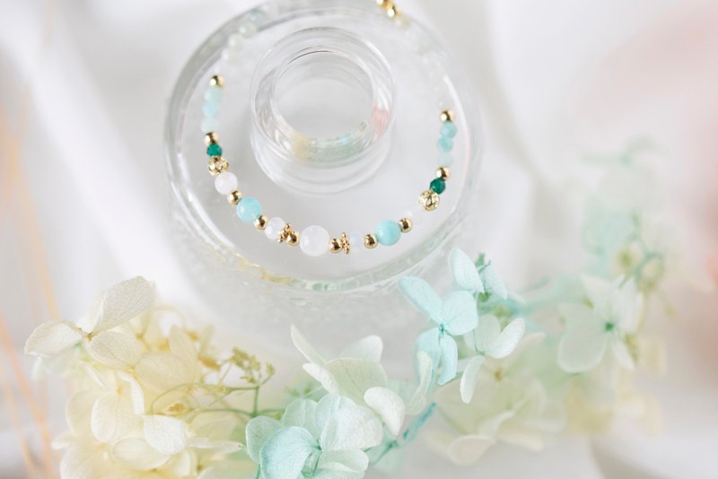 薄荷叶。天河石 月亮石 蛋白石 翡翠 绿尖晶 14K 天然石水晶手链 - 手链/手环 - 水晶 绿色