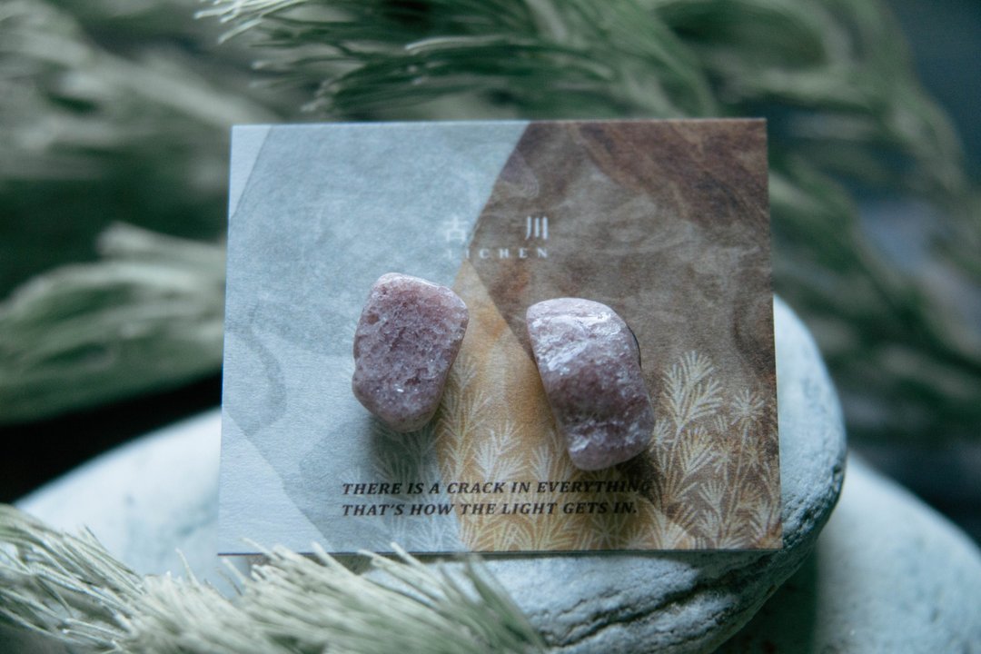 CRACK | 矿物系耳环 |  EARRINGS - 耳环/耳夹 - 玉石 粉红色