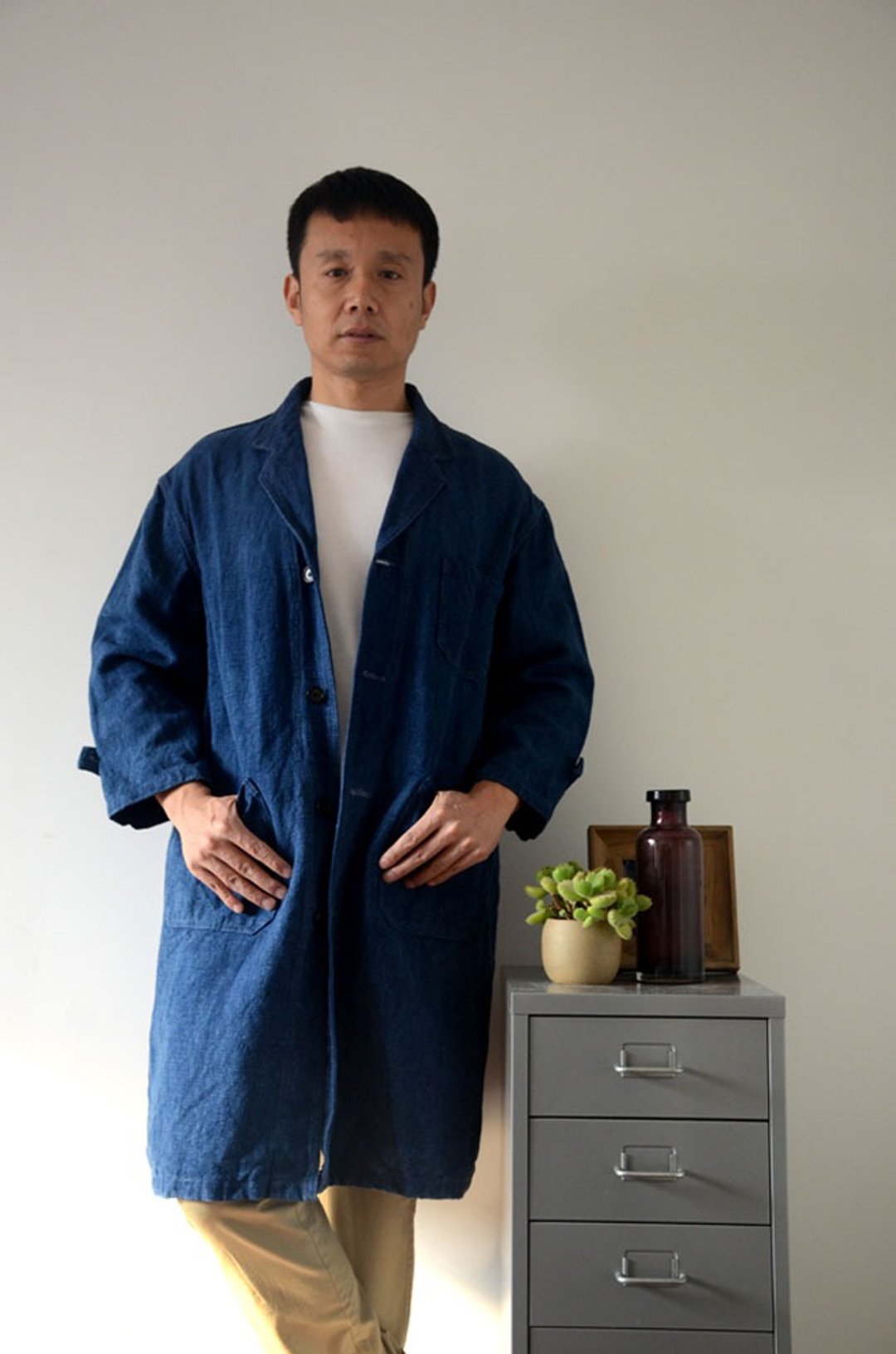 拾弃原创设计。法式工装风男女同款汉麻植物蓝染风衣外套 - 女装上衣 - 棉 