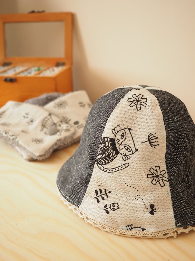 手作双面灰色拼布小猫图案/ 灰色白云防风防晒帽子及围巾套装 - 满月礼盒 - 棉．麻 银色