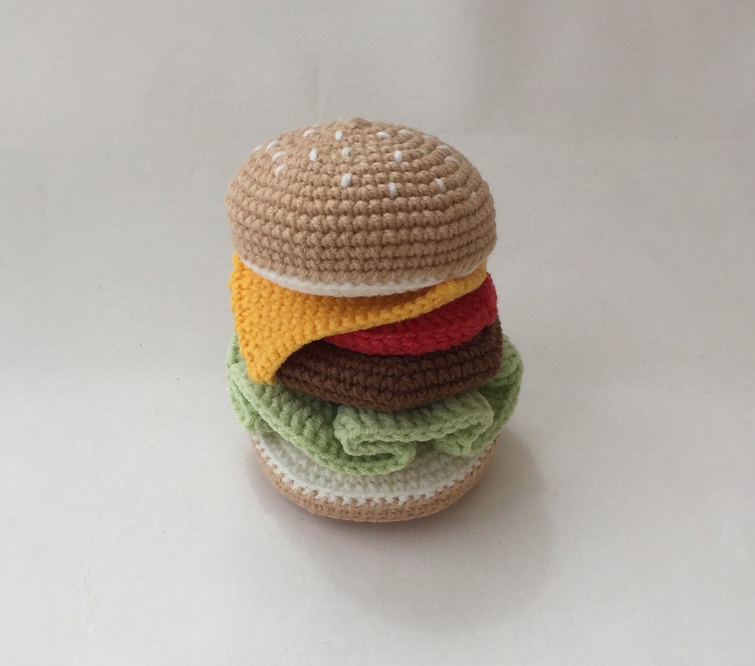 Realistic hamburger play food, Food toy Toddler, amigurumi kids toy - 玩具/玩偶 - 棉 