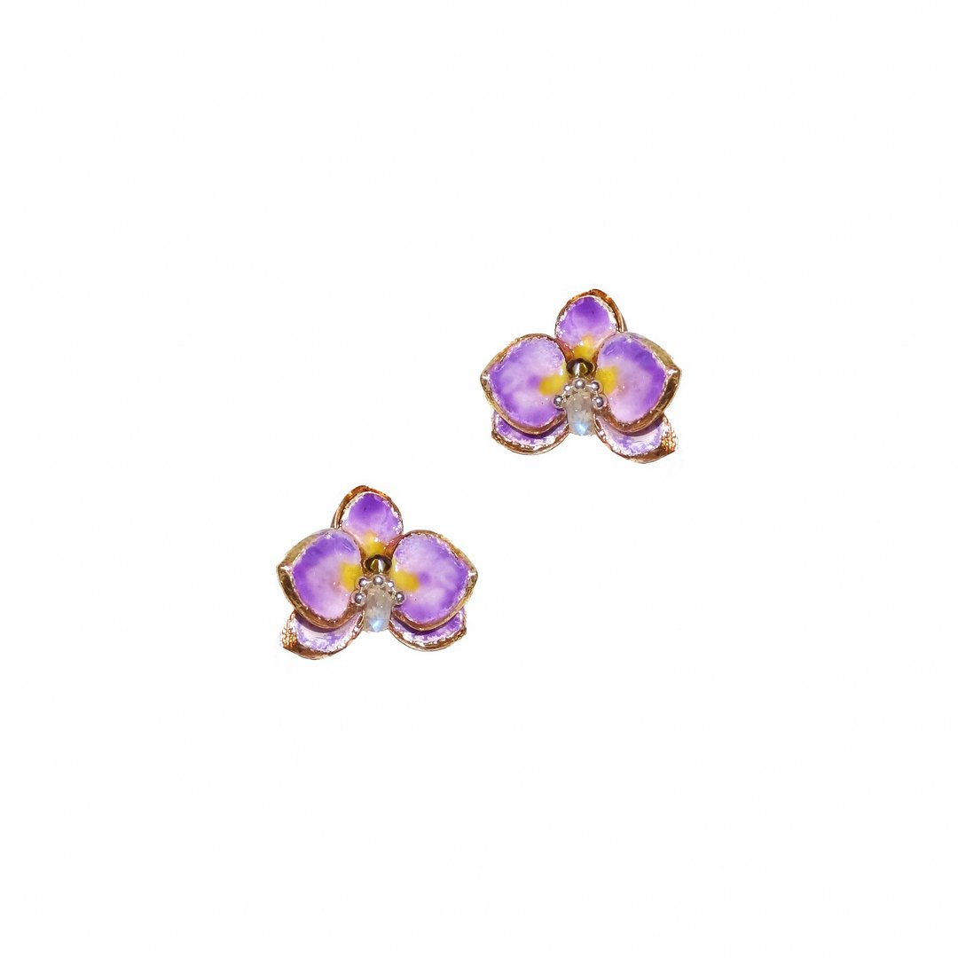 chiching棋青设计手工珠宝饰品 珐琅系列 兰花orchid耳环 预购 - 耳环/耳夹 - 珐琅 白色