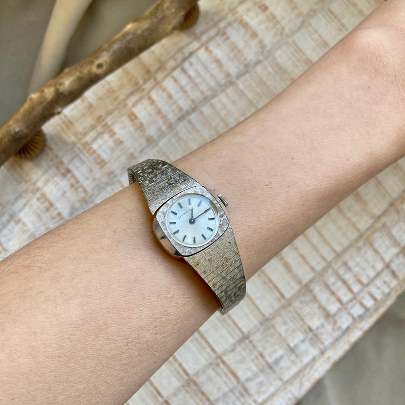 longines浪琴 手动上链机械表 布纹银色 椭圆方表壳 古董表 - 女表 - 其他金属 银色