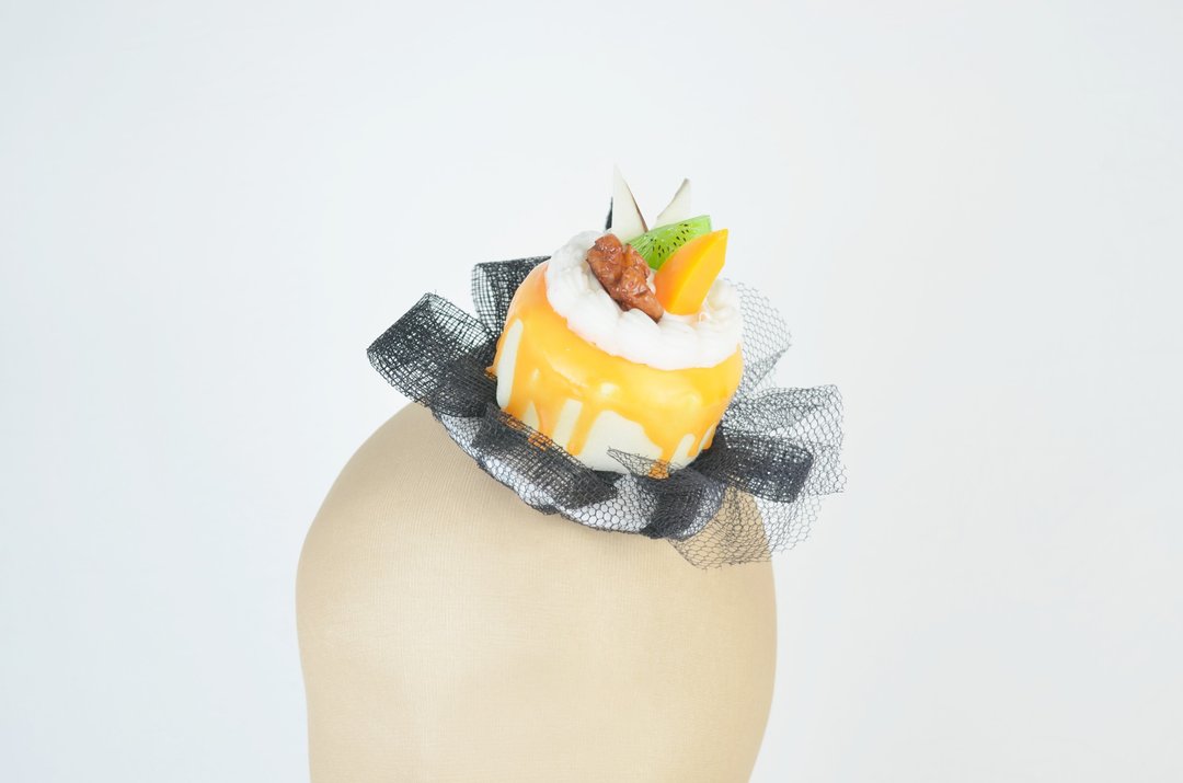Fascinator Headpiece with Kawaii Peach Cream Cake &amp; Veil Party Birthday Hat - 发饰 - 其他材质 橘色