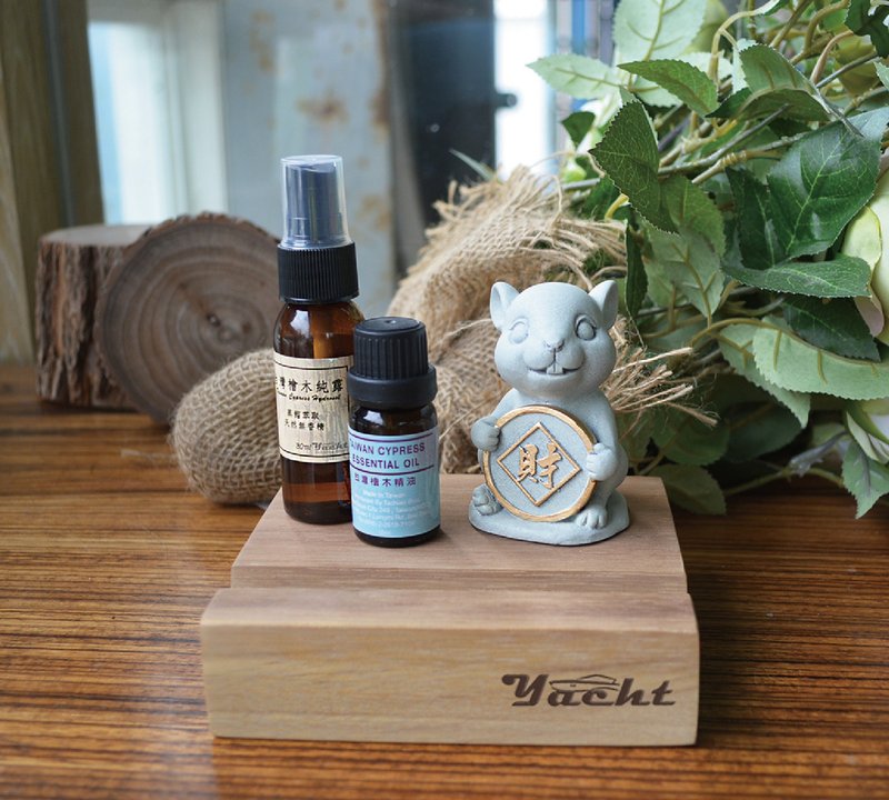 12生肖原木手机座+桧木扩香精油(送桧木纯露)-鼠.牛.虎.兔.龙.蛇 - 摆饰 - 木头 咖啡色