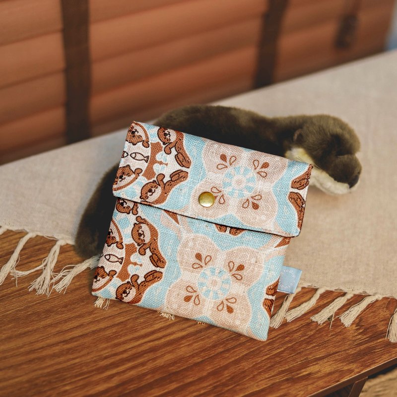 【方形信封袋】畅泳 水獭们 / 磁砖系列 - 化妆包/杂物包 - 棉．麻 蓝色