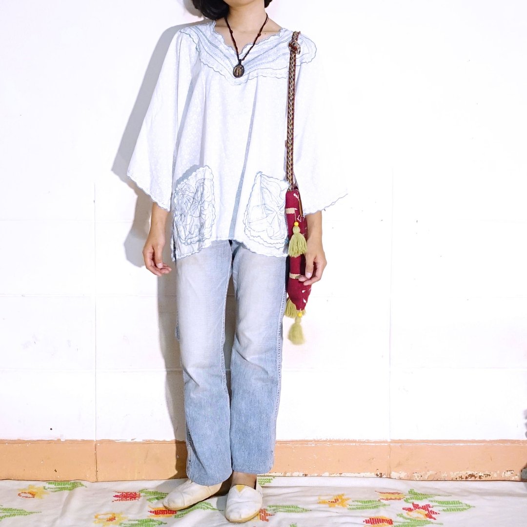 BajuTua/古着/波西米亚风 湖水绿欧洲刺绣宽松上衣 - 女装上衣 - 棉 白色