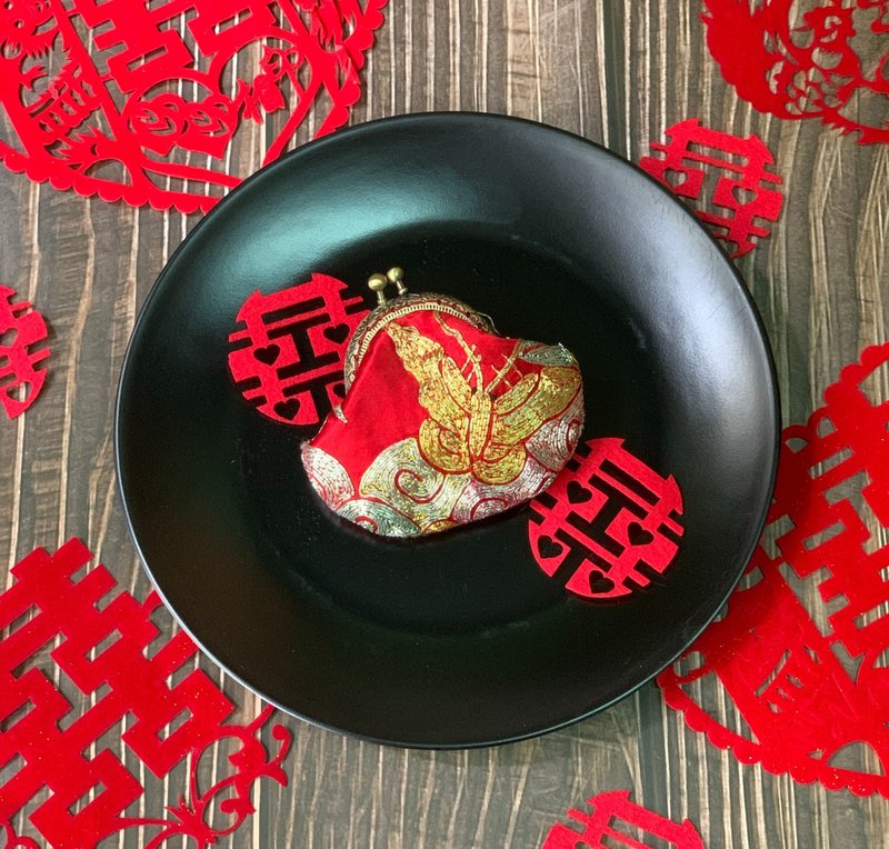 蝶恋花 - 二手裙褂迷你口金包 - 皮夹/钱包 - 棉．麻 红色