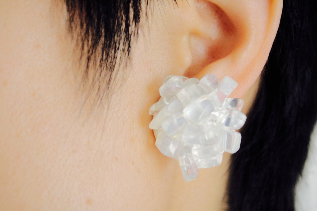 Opal earrings Opal Earrings - 耳环/耳夹 - 宝石 白色