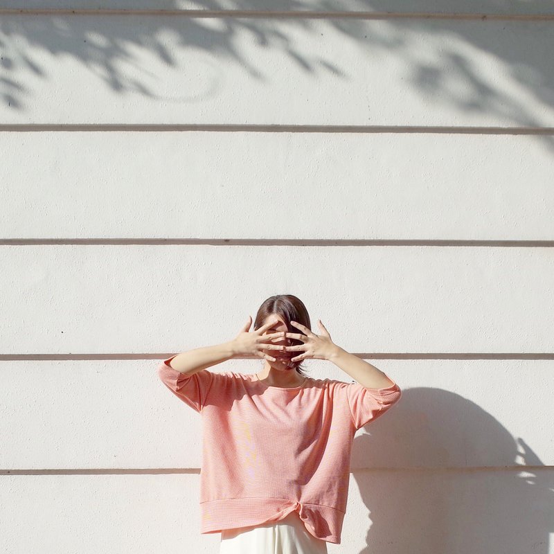 春日 扭转花儿 短上衣-桔 - 女装上衣 - 棉．麻 红色