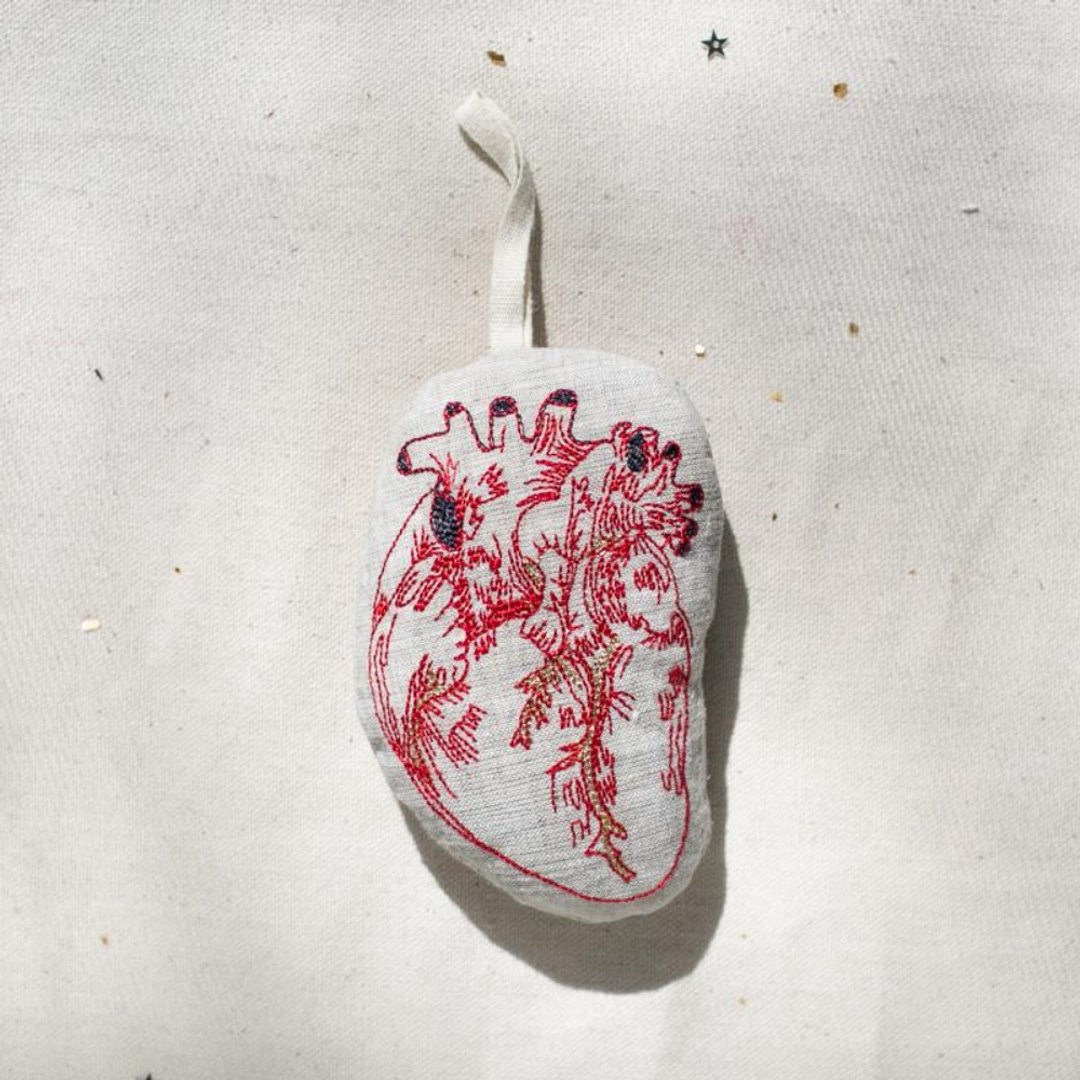 Anatomical Heart, Lavender Ornament 心事 薰衣草香氛袋 - 其他 - 棉 多色