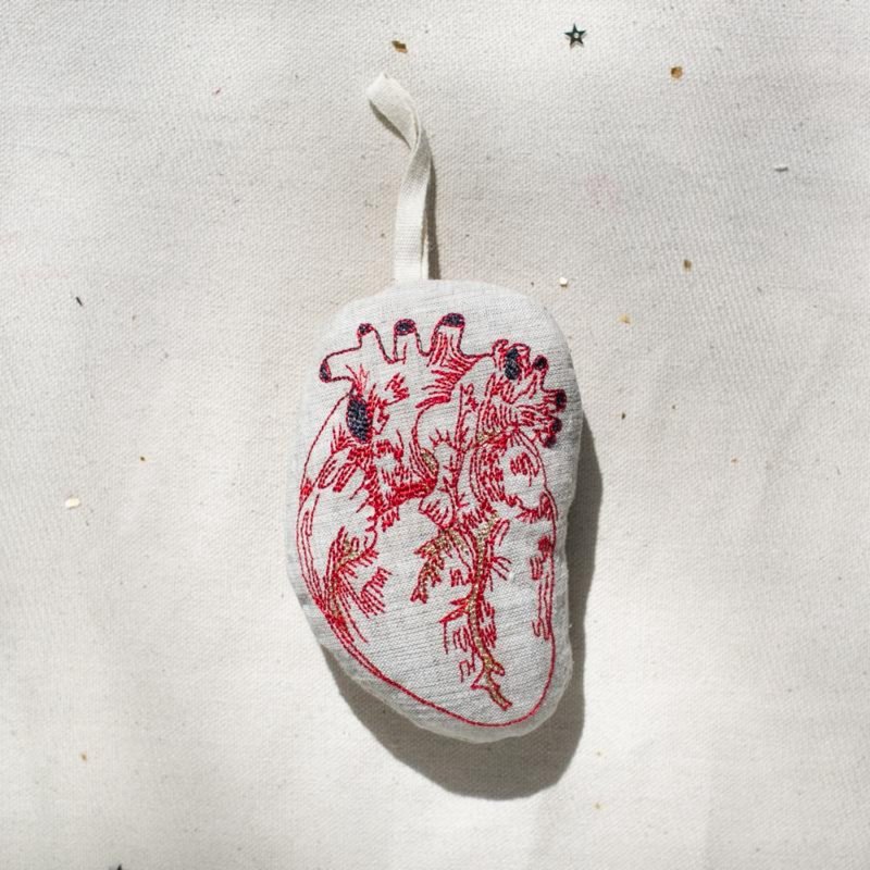 Anatomical Heart, Lavender Ornament 心事 薰衣草香氛袋 - 其他 - 棉．麻 多色