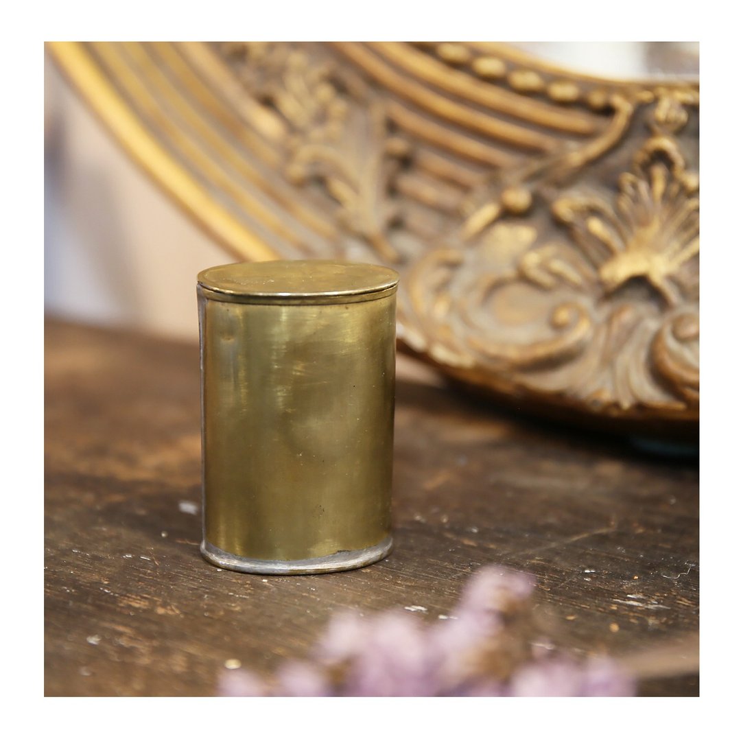 老件.1940-50's 老铜盒。烟盒.黄铜。金属盒.墨盒。香氛罐.高 5.6cm - 摆饰 - 铜/黄铜 