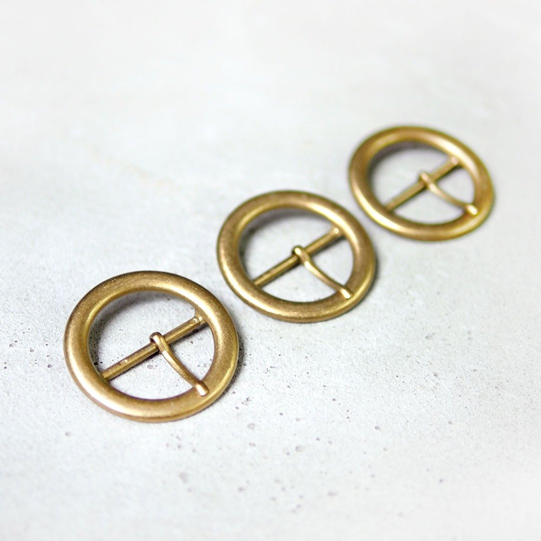 日本职人手作 厚口黄铜圆形皮带头  (直径3cm & 3.5cm 宽) 2 个 - 金工/饰品 - 其他金属 
