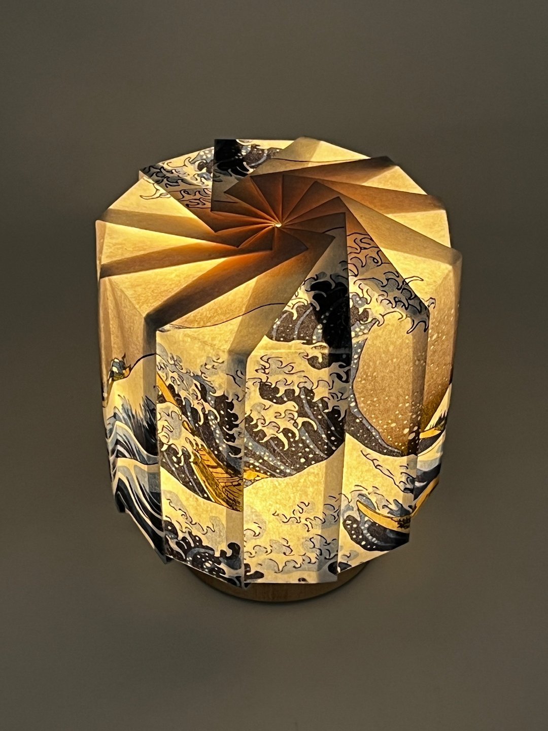 折灯り -HOKUSAI (大浪)- - 灯具/灯饰 - 纸 白色