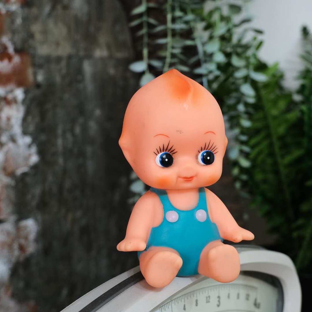 绝版日本Kewpie 坐姿Q比娃娃 - 玩偶/公仔 - 硅胶 多色