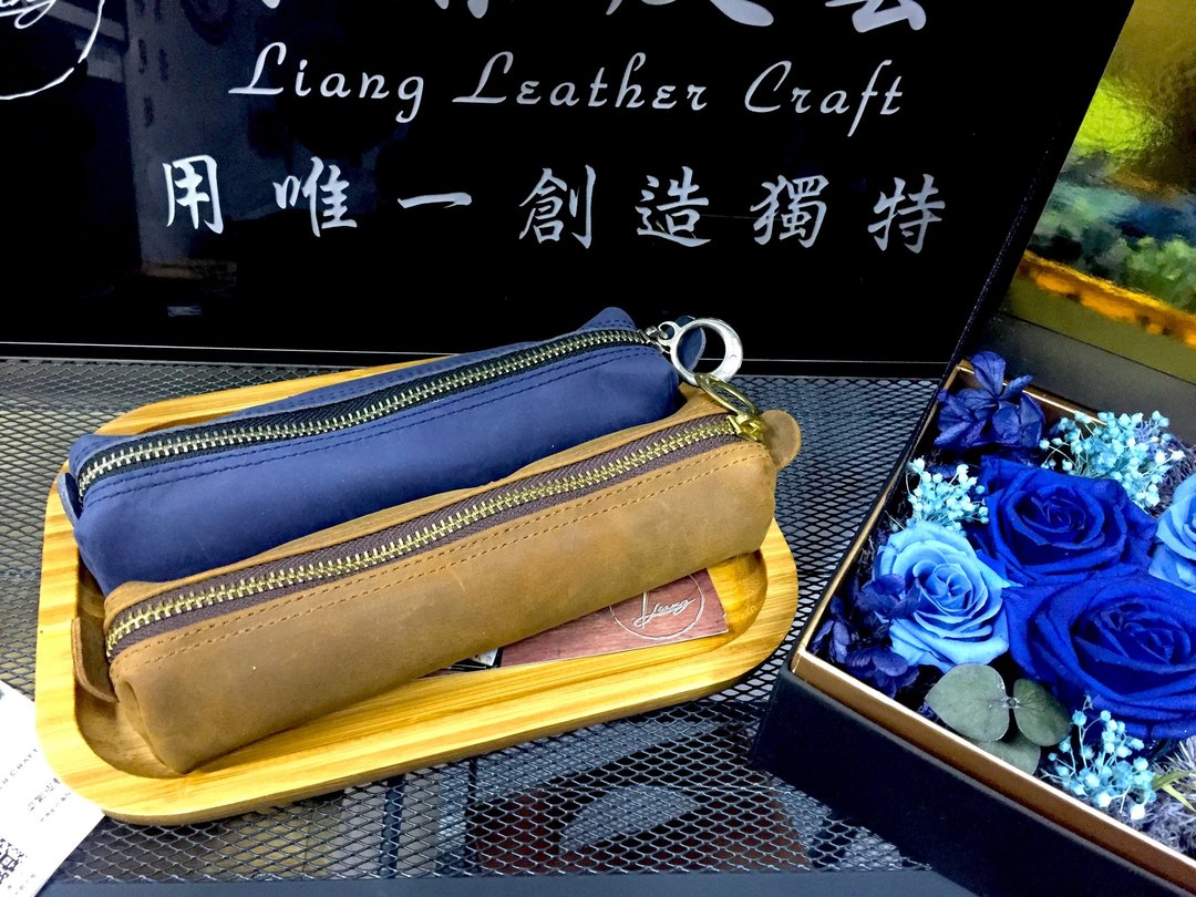 【梁絮皮艺】真皮笔袋/皮革铅笔盒/全牛皮/手工制作 - 铅笔盒/笔袋 - 真皮 咖啡色