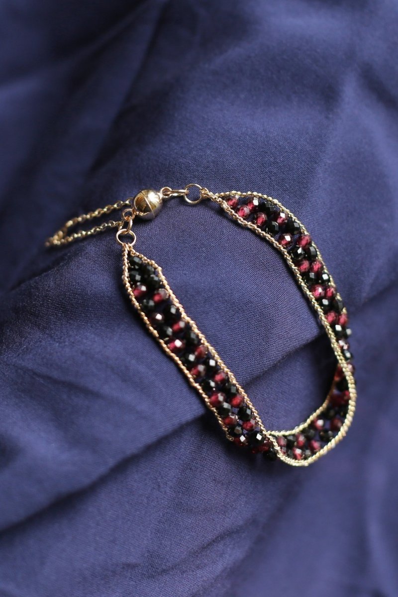 No.8-原創 & 赤焰 | 黑尖晶 红石榴石 | 天然石手链 新中式 - 手链/手环 - 宝石 黑色