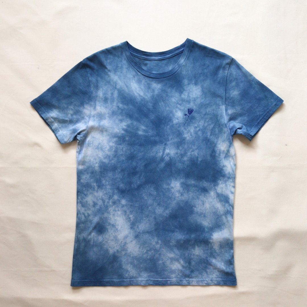 Made in Japan BLUEROSE Indigo dyed organic cotton Indigo dyeing tie-dye dyeing aizome shibori aizen - 女装 T 恤 - 棉 蓝色