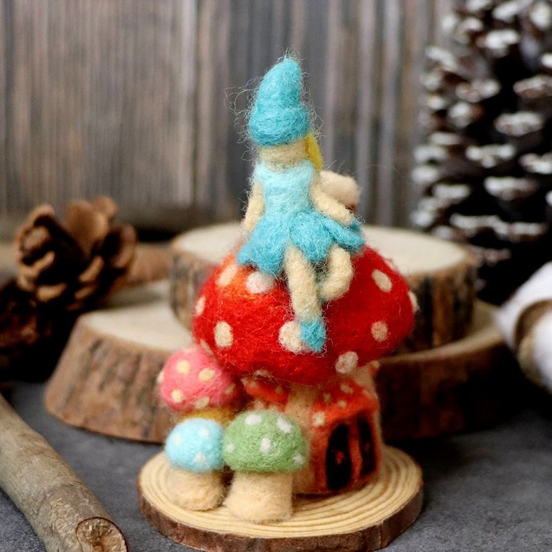 【羊毛毡】缓慢森林中的蘑菇小屋与精灵 - 摆饰 - 羊毛 多色