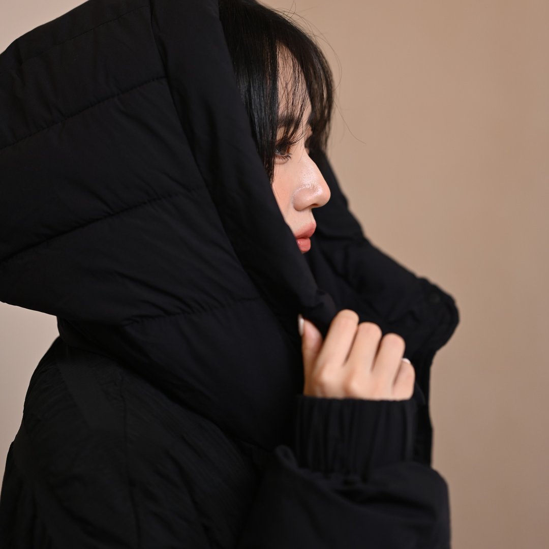 层次拼接-羽绒外套-黑色 - 女装休闲/机能外套 - 聚酯纤维 黑色