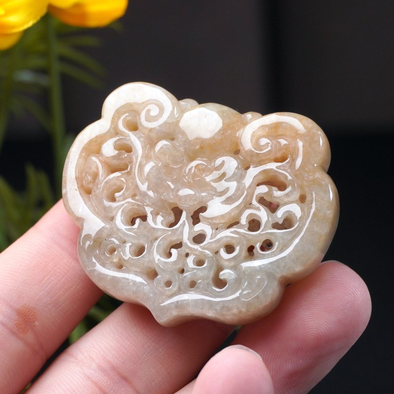 冰种飘黄翡翠篓空雕如意项链 | 天然缅甸玉A货翡翠 | 送礼 - 吊饰 - 玉石 橘色