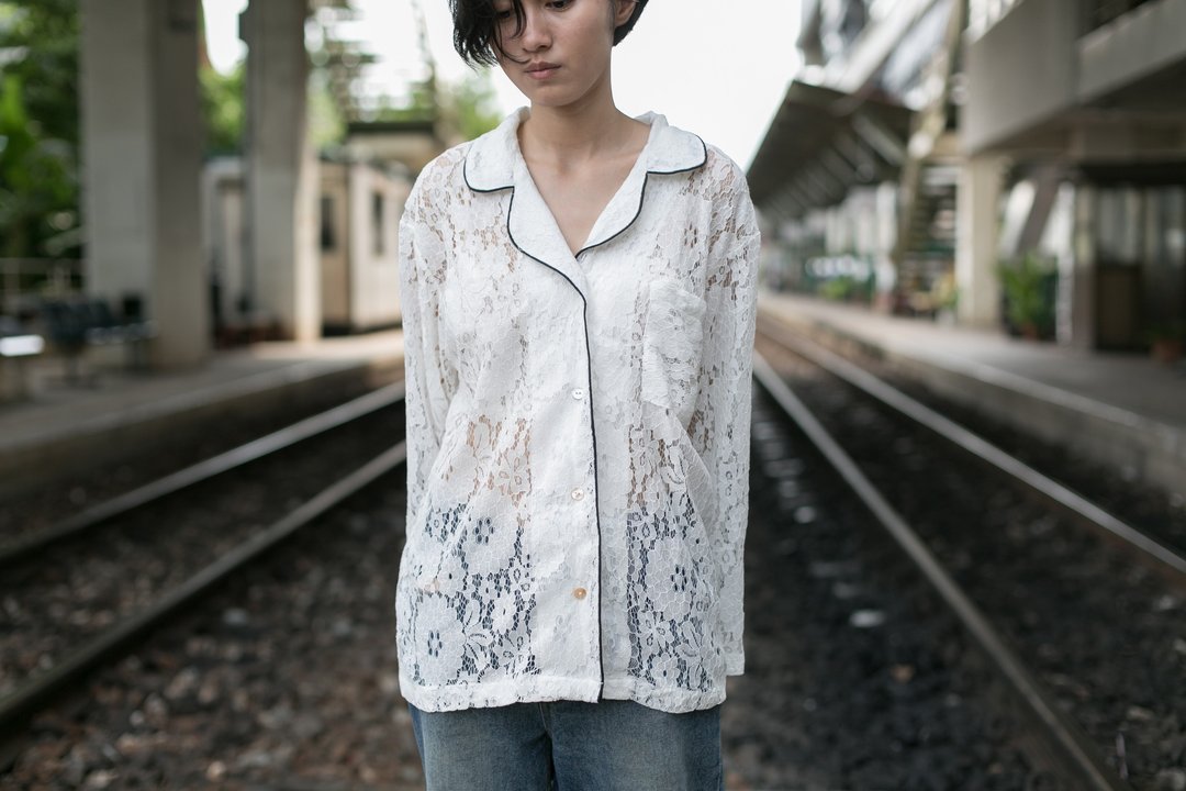 Lace sleepy shirt - 女装上衣 - 其他材质 白色