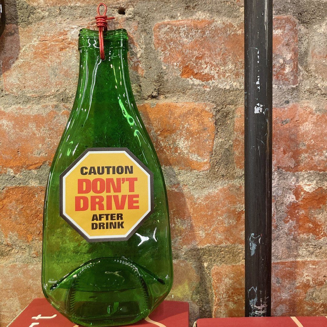酒驾禁止 喝酒不开车 开车不喝酒 警示标语 酒瓶挂件 吊饰 - 吊饰 - 玻璃 