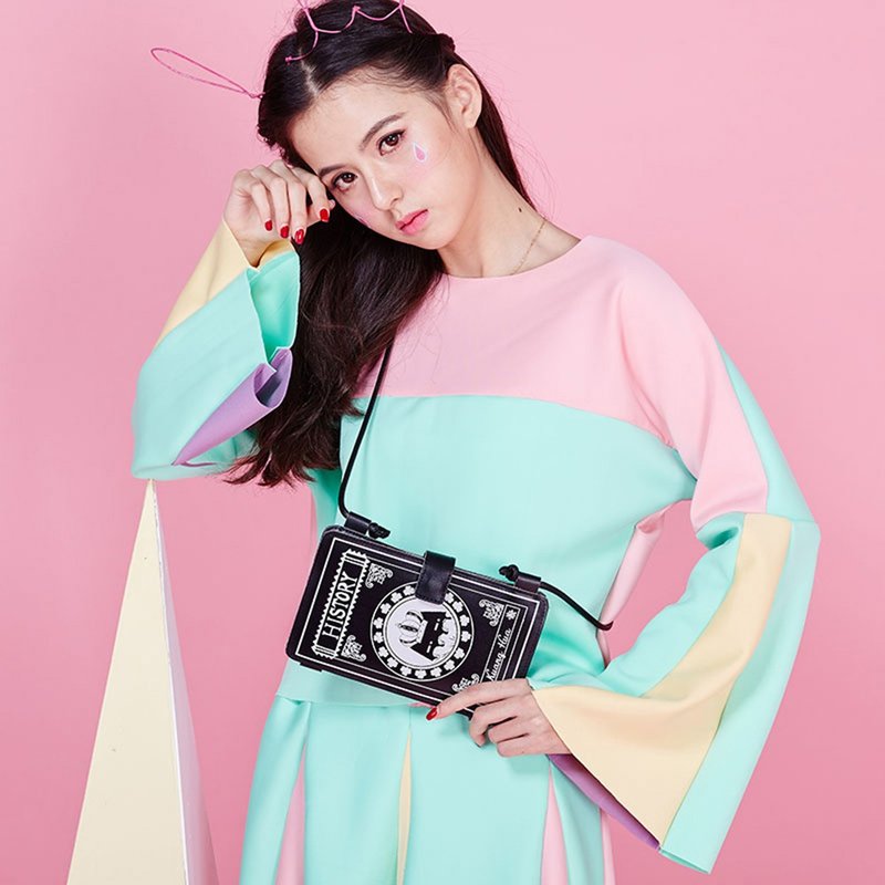 复刻回忆魔法书手机斜背包 - 侧背包/斜挎包 - 其他材质 