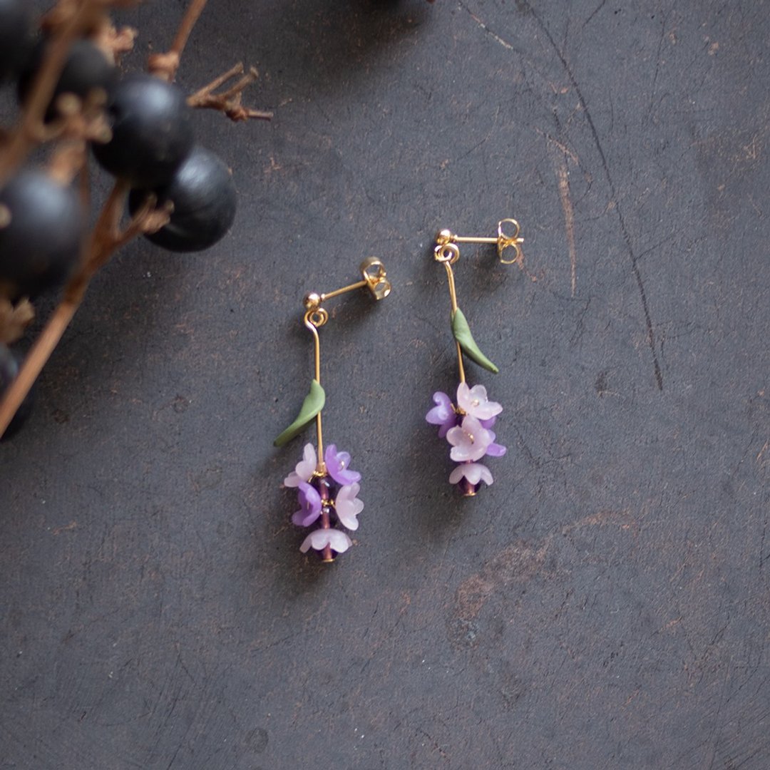 Lavender earring - 耳环/耳夹 - 粘土 紫色
