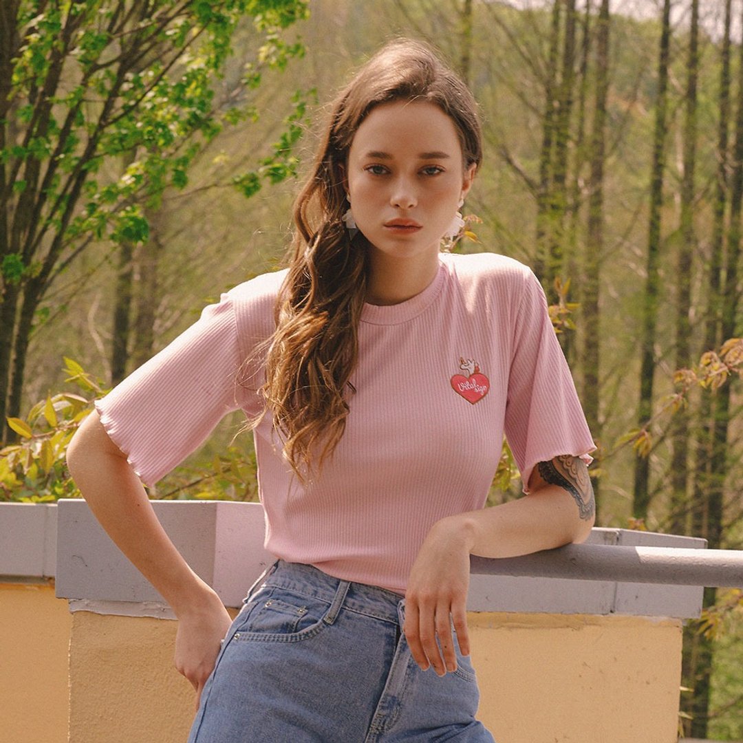VITALSIGN Heart Unicorn Embroidered Frilly T-shirt (pink) - 女装 T 恤 - 聚酯纤维 粉红色